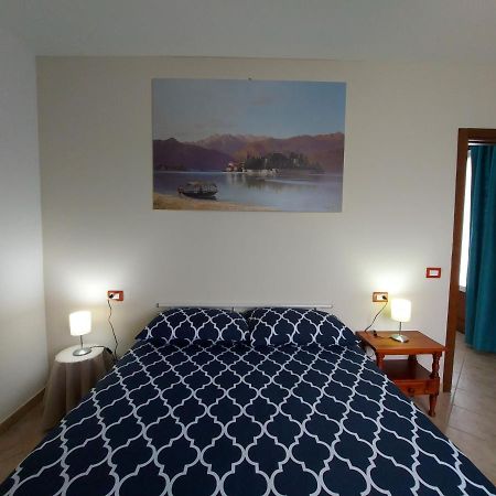 Vila La Casa Delle Camelie Stresa Exteriér fotografie