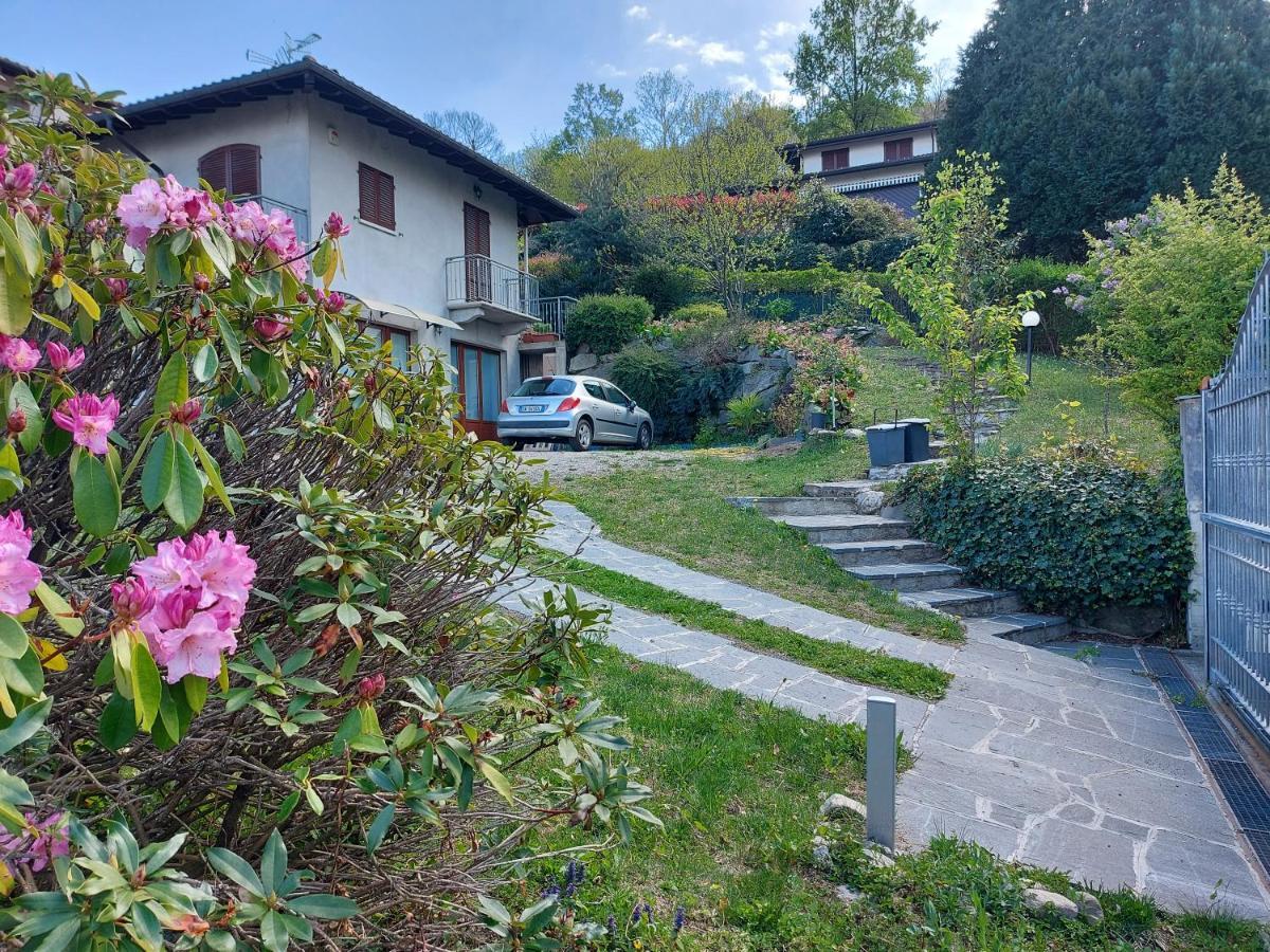 Vila La Casa Delle Camelie Stresa Exteriér fotografie
