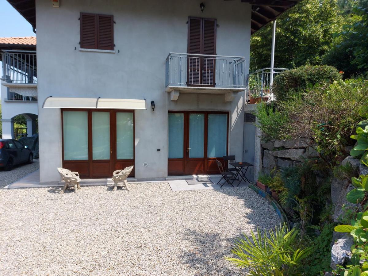 Vila La Casa Delle Camelie Stresa Exteriér fotografie